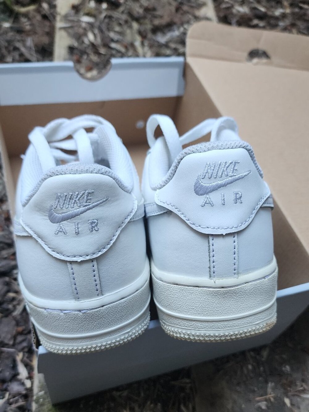 EUC All White Nike AF1'S Youth/Men sz 7, Women's 8.5 Nike Air Force Ones - Picture 9 of 14